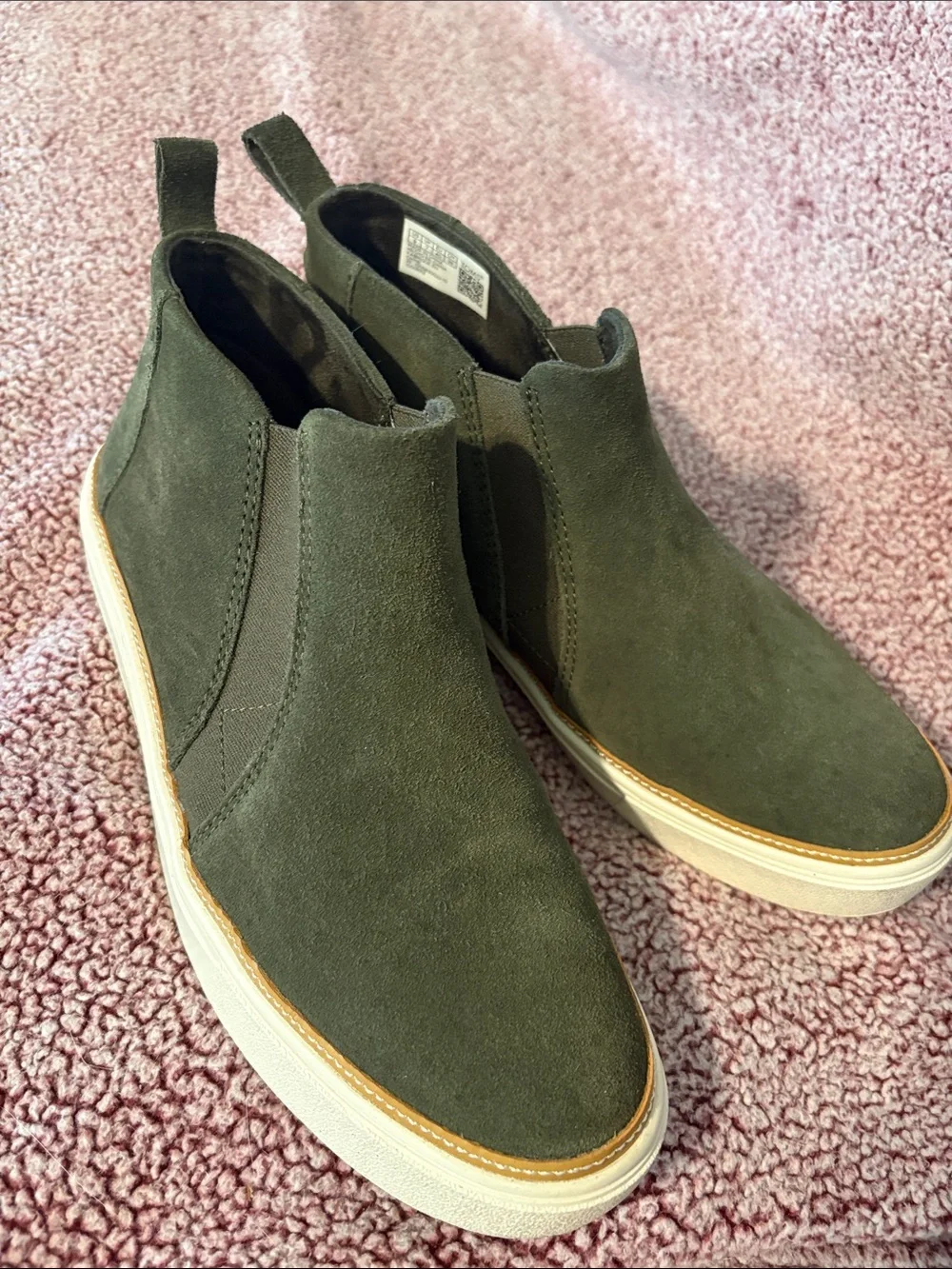 Toms Olive Suede Chukka Boots with Cream Sole